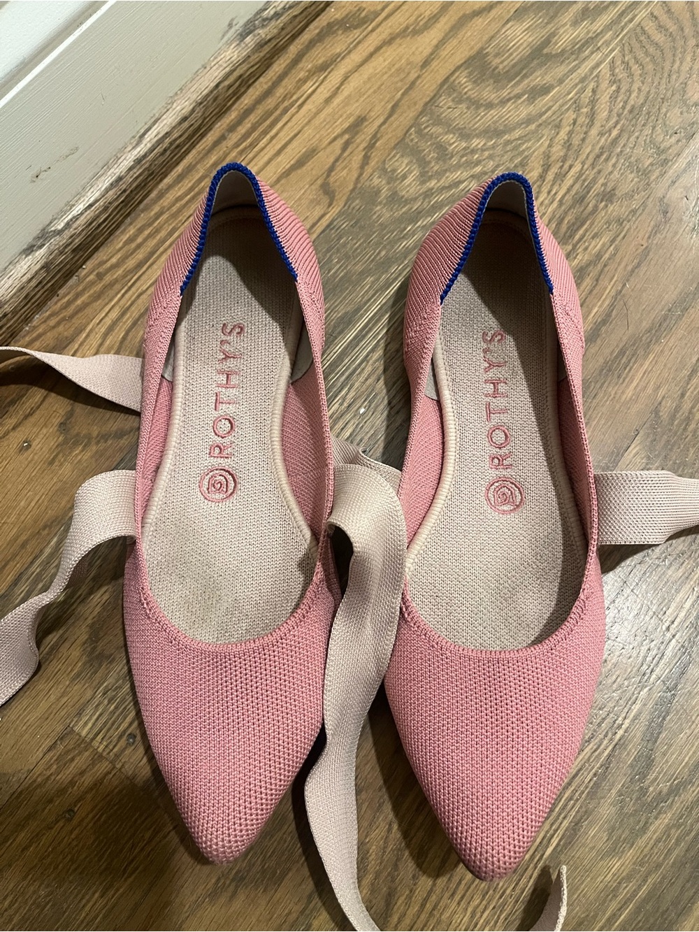 Rothy's Pink Pointed Toe Adjustable Straps Bow Size 8 - Picture 3 of 6